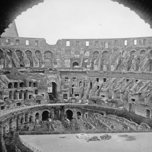 L’arène du Colisée de Rome: une scène escamotable