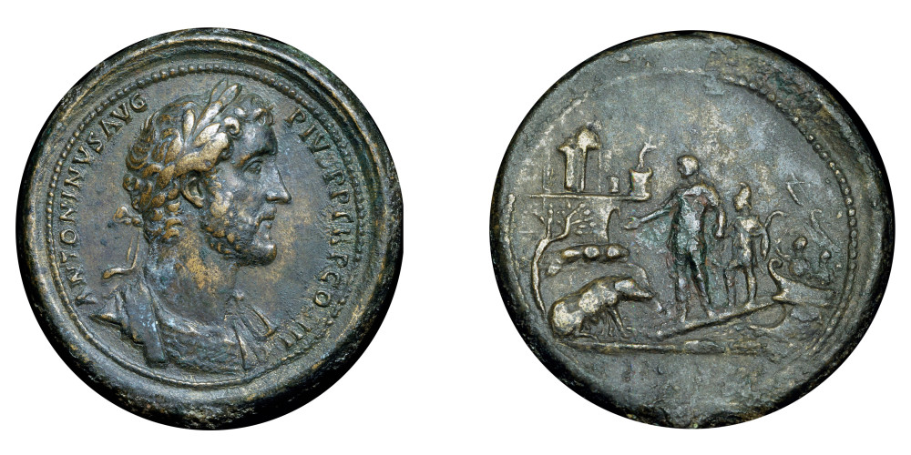 Médaillon d'Antonin le Pieux figurant la découverte de la laie miraculeuse par Énée