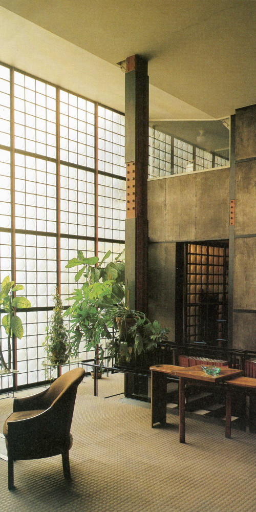 La maison de verre, de jour