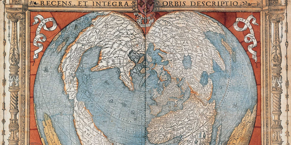 Carte du monde en forme de cœur montrant la Terre australe