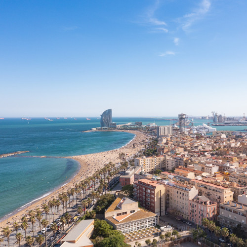 Vue aérienne de la plage de la Barceloneta
