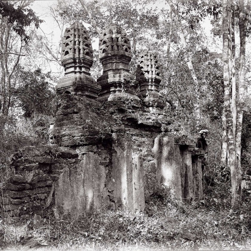 Temple en forêt