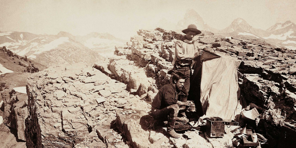 William H. Jackson et son assistant Charley Campbell dans le massif des Testons
