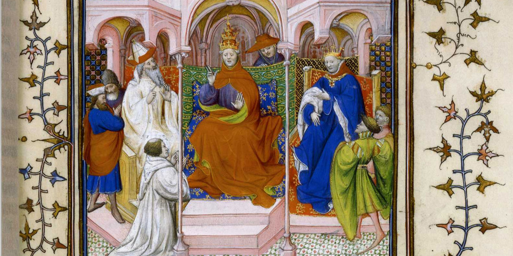 Hayton, à genoux devant Clément V, exhorte le pape à tenir compte de ses écrits et à délivrer la Terre sainte