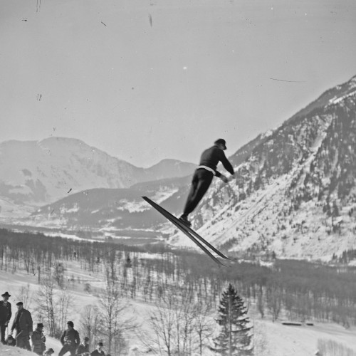 Chamonix, saut à ski de Einar Landvik au Jeux olympiques d'hiver en 1924