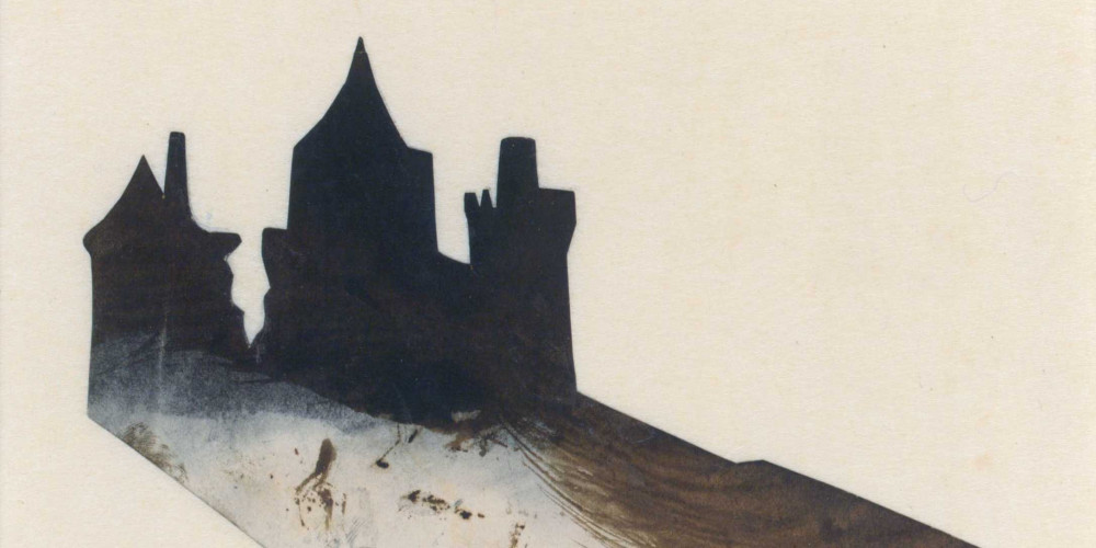 Silhouette d’un château à trois tours
