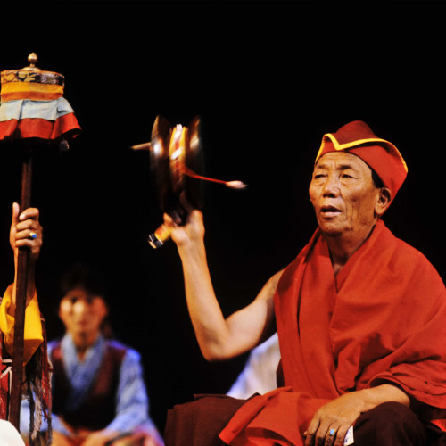 Danses et chants du Tibet millénaire