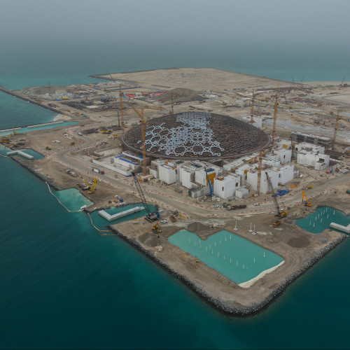 Le Louvre Abu Dhabi pendant le chantier