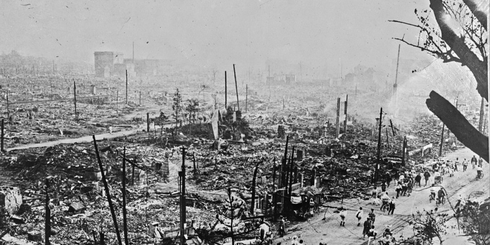 La gare d’Ueno après le tremblement de terre du Kanto en 1923