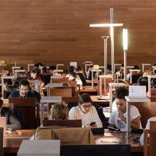 Salle F de la Bibliothèque nationale de France