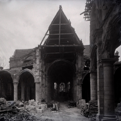 Église Notre-Dame du Havre après les bombardements de la Seconde Guerre mondiale