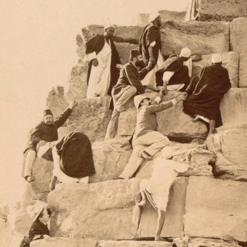Ascension de la grande pyramide