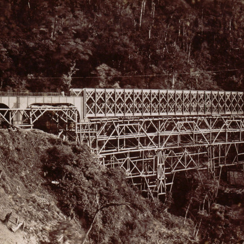 Viaducto sobre o Rio São João K. 62.210