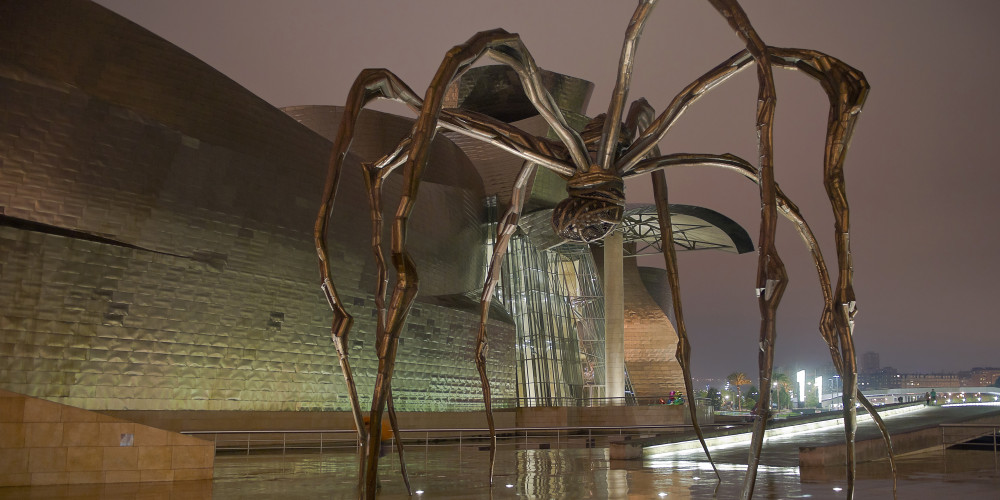 “Maman”, une araignée de 9 m