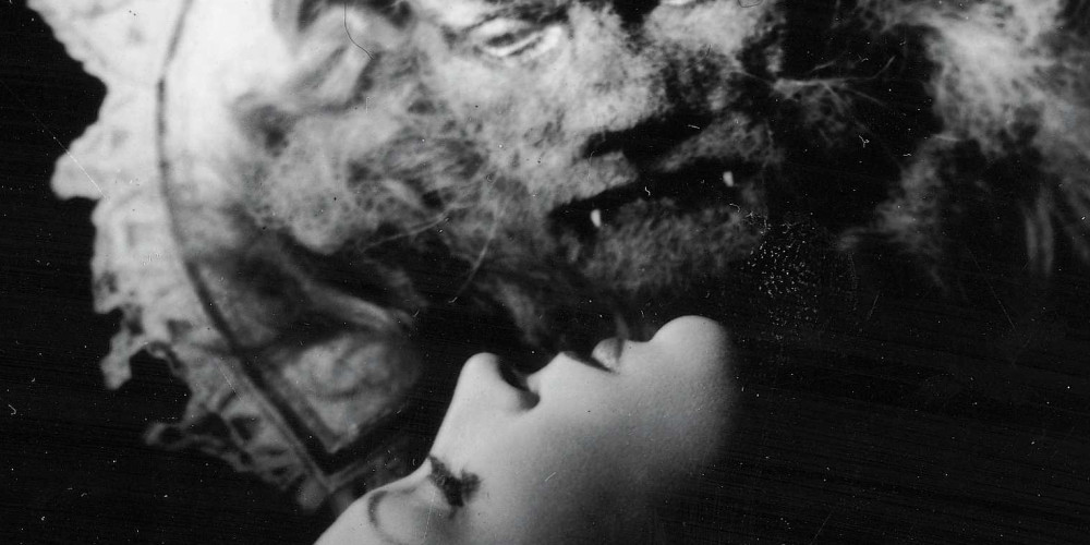 Jean Marais et Josette Day dans La Belle et la Bête
