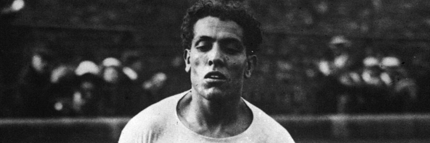 Le 20 juin 1914, marathon de Londres, Ahmed Djebelia, le vainqueur français, pendant la course