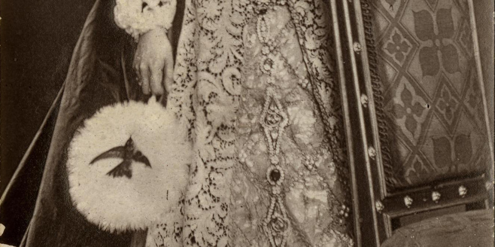 Alexandra (1844-1925), Princesse de Galles habillée en Marie, Reine d’Écosse