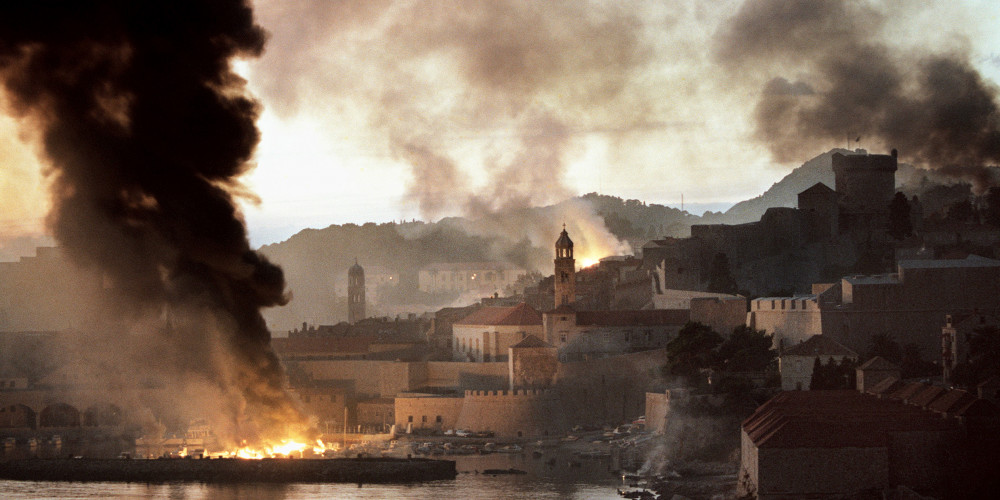 Un port croate bombardé par l'armée fédérale yougoslave