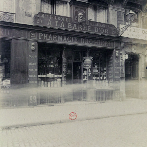 Devanture de parfumerie 29 rue des Lombards La Barbe d'or