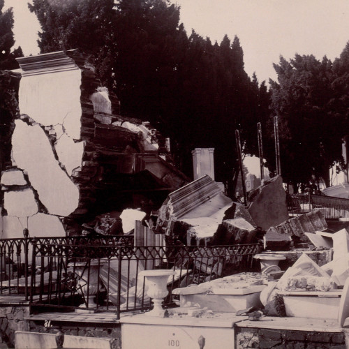 Cimetière de Valparaiso lors du tremblement de terre d'août 1906