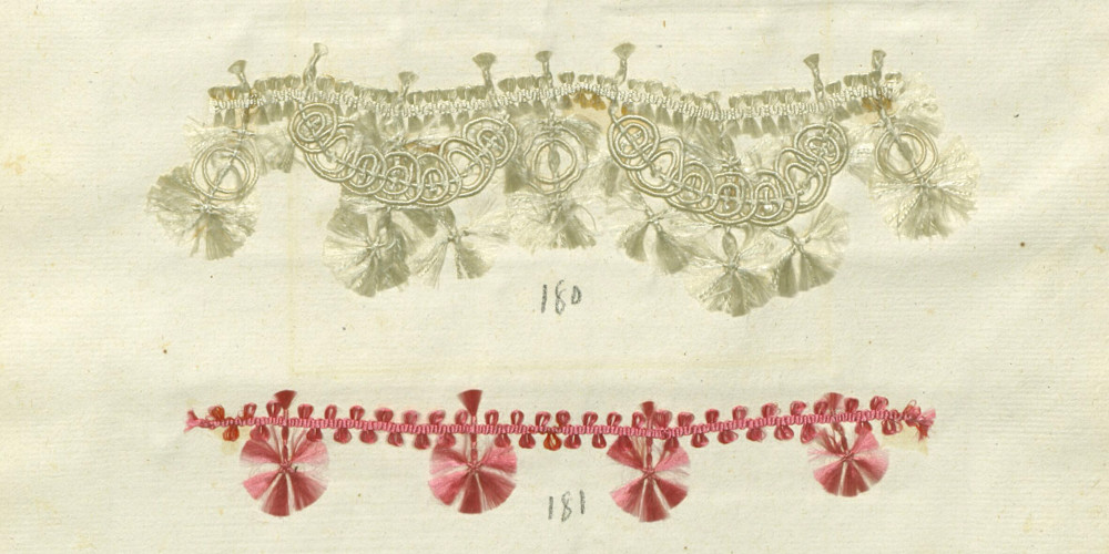 Sourcils d’hanneton et chenilles portés en 1735