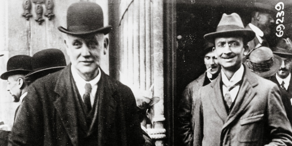 Georges Lansbury et M. Huysmans à Londres