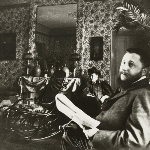 Thadée Natanson et sa femme Misia photographiés chez eux, rue Saint-Florentin
