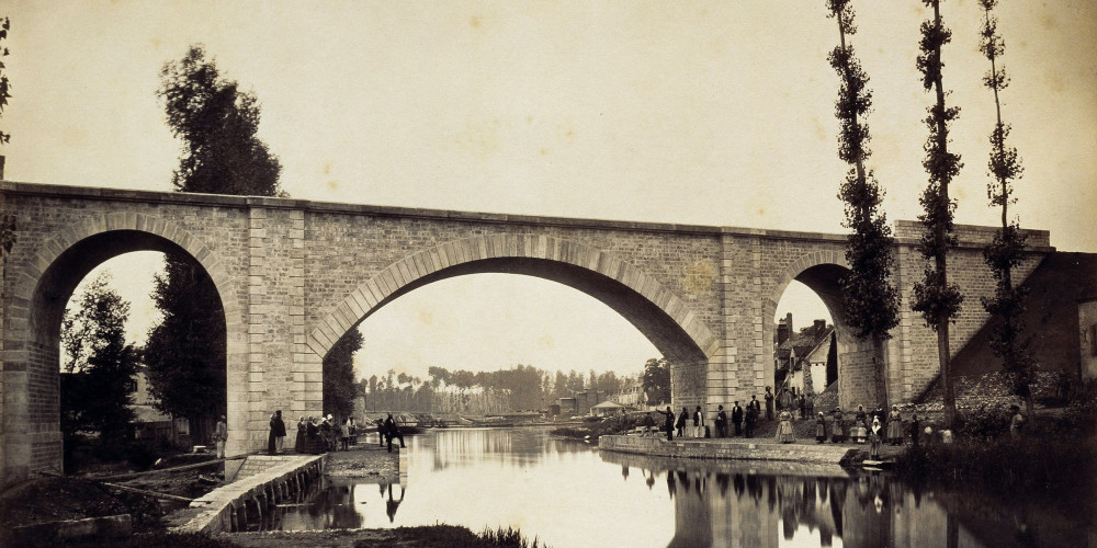 Chemin de fer du Bourbonnais. Viaduc du canal à Briare (Loiret). Juillet 1861
