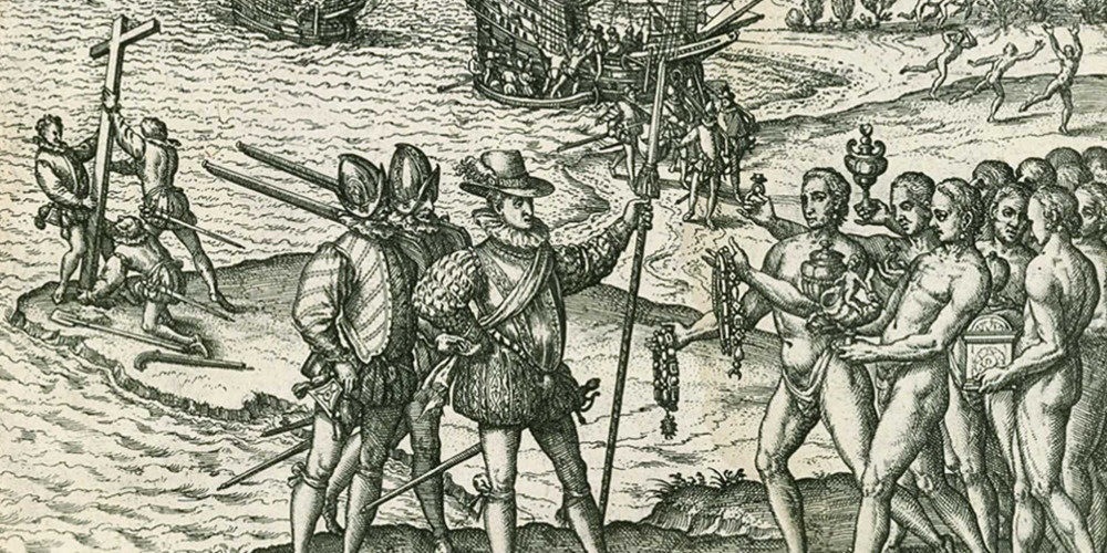 Colomb reçoit des présents des indigènes tandis que ses compagnons dressent une croix de bois
