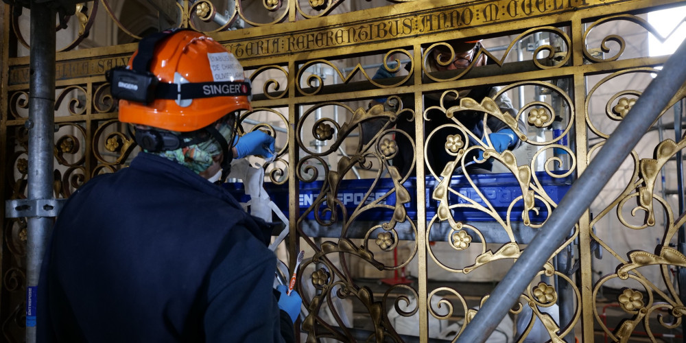 Restauration des grilles du chœur