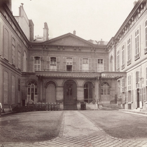 Hôtel de Bauffrémont, 87 Rue de Grenelle