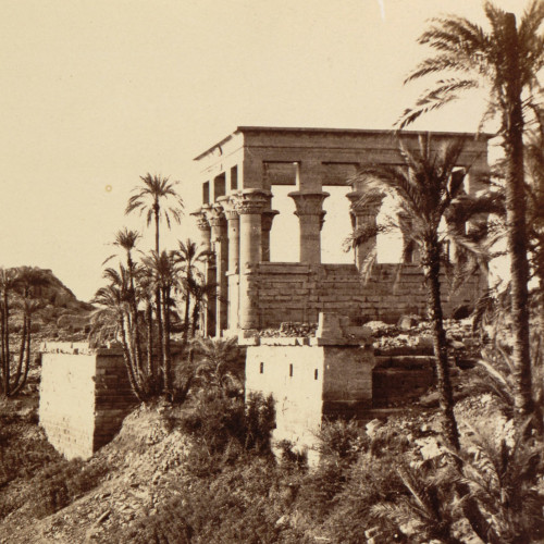 Temple hypèthre du sud à Philae