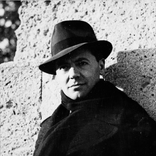 L'icöne du résistant, Jean Moulin