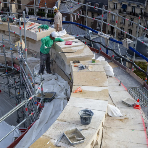 La restauration des murs bahuts