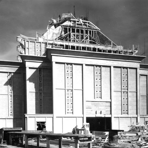 Construction de l'église Saint-Joseph