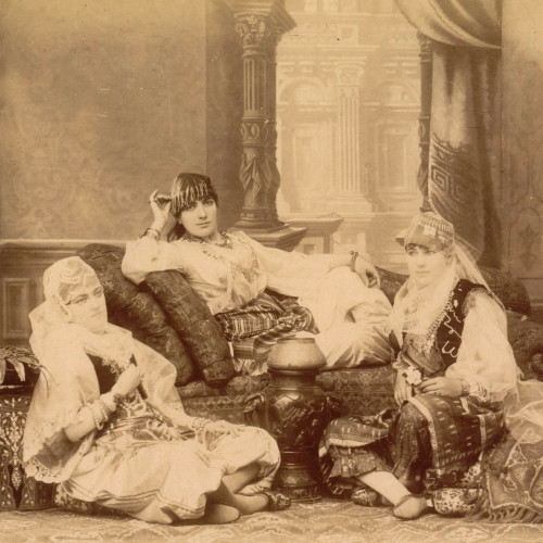 Groupe de femmes dans un harem