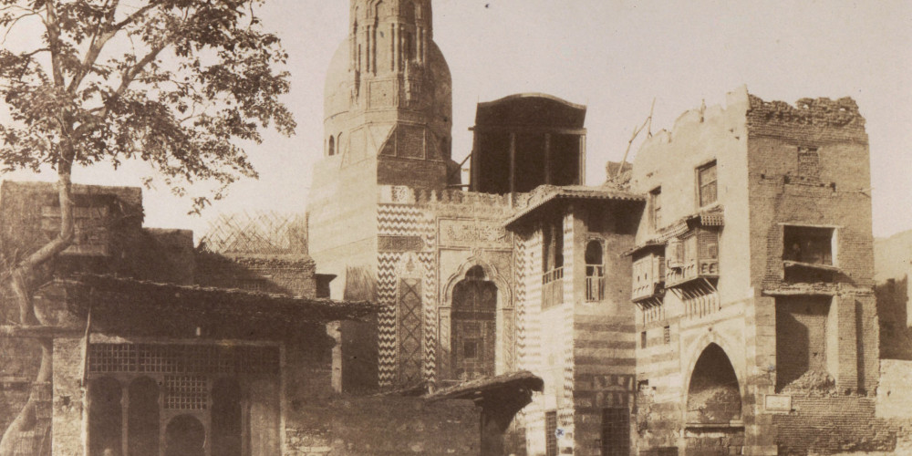 Mosquée et café d'un carrefour de Boûlâk