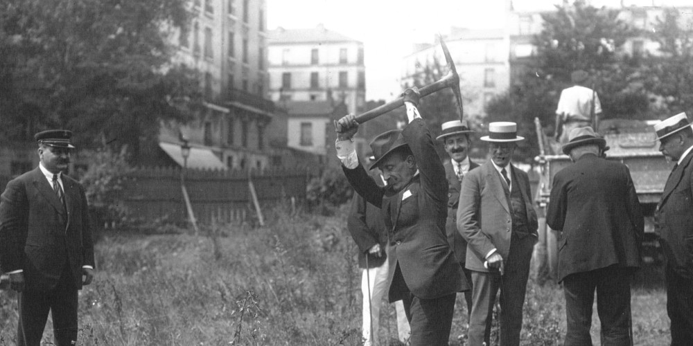 Le début de la construction de la piscine de la Butte-aux-Cailles