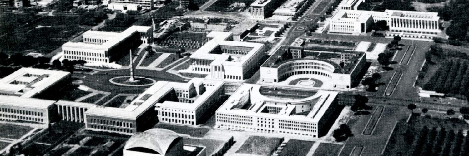 Le quartier EUR  (Esposizione Universale di Roma) à Rome en 1956