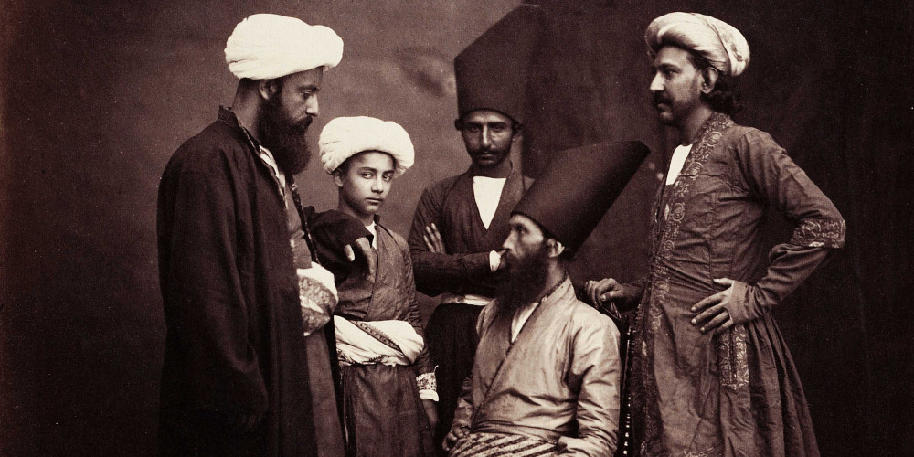 Groupe d'hommes persans en Inde