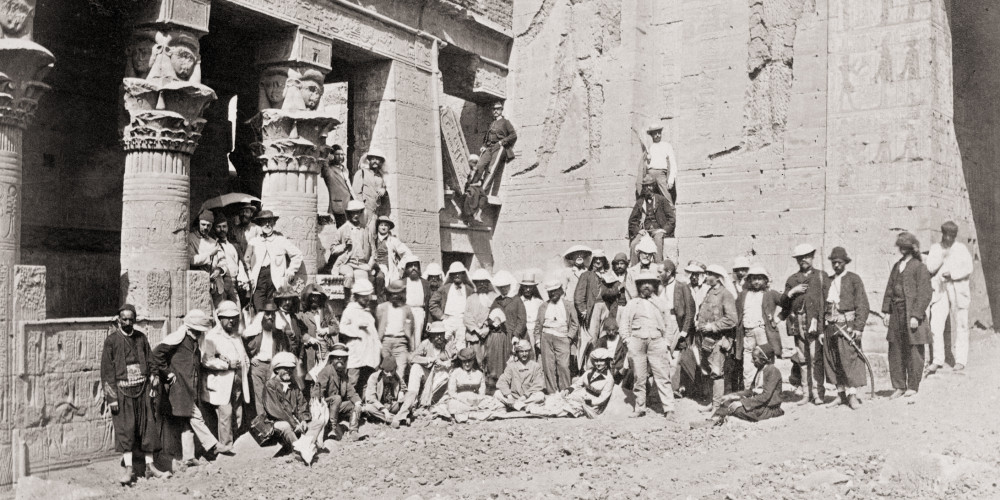 Intérieur du temple de l'ile de Philae sur le Nil
 