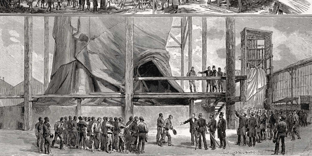 Les travaux de la statue colossale de la Liberté, exécutée par M. Auguste Bartholdi