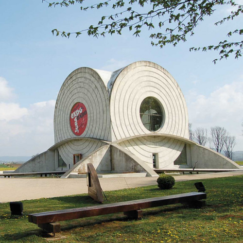 Le Pavillon des cercles réalisé sur l’Aire du Jura