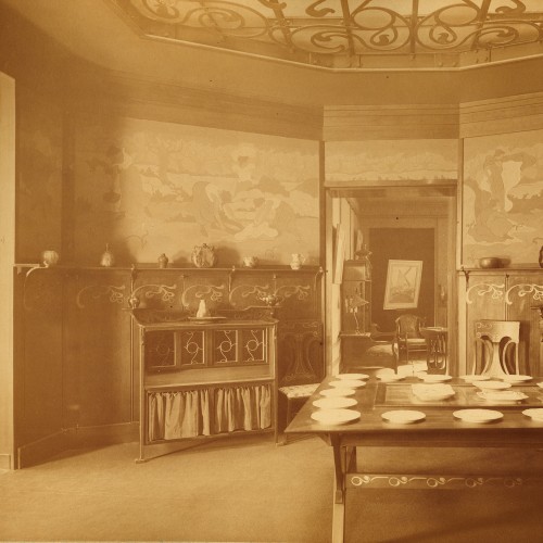 Salle à manger de Henry Van de Velde et panneaux décoratifs de Paul Ranson