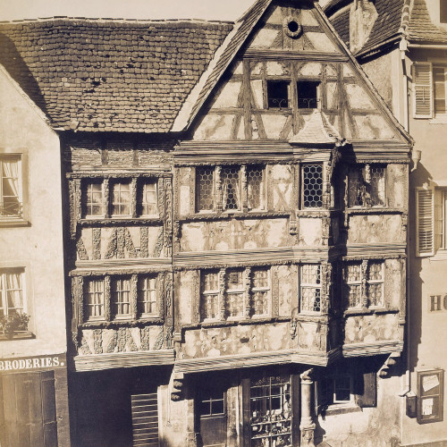 Album Vues d’Alsace dédiées à Sa Majesté l’empereur par Ad. Braun. Ancienne maison à Saverne, n° 115