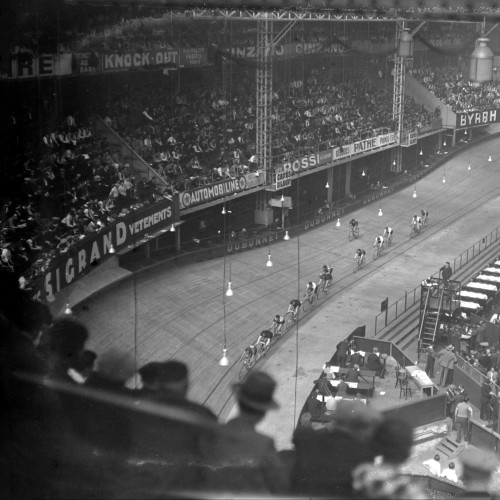 Course des Six Jours au Vel d’Hiv/Palais des Sports