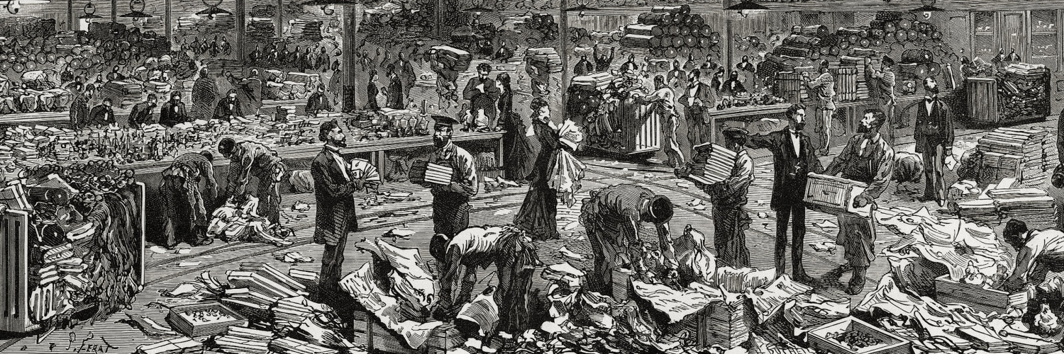 La salle d'arrivée des colis et de réception des marchandises
