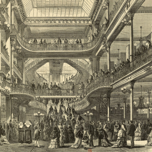 Le grand escalier central du Bon Marché