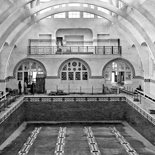 La piscine de la Butte-aux-Cailles en construction