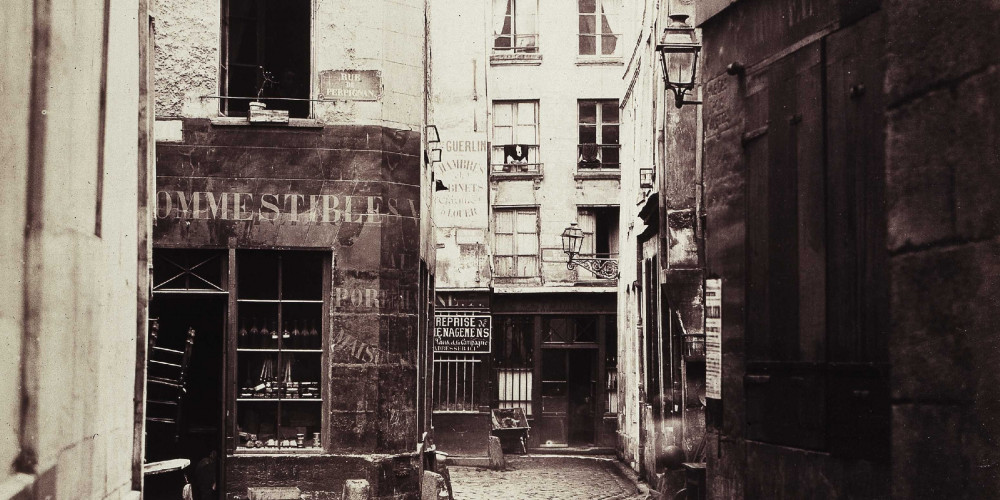 Le Paris d’avant : une rue ancienne